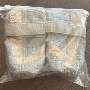 Gray Non-Slip Men's Socks